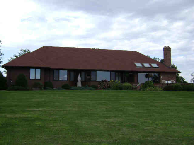 Building photograph for 87 CARMEL HILL RD S